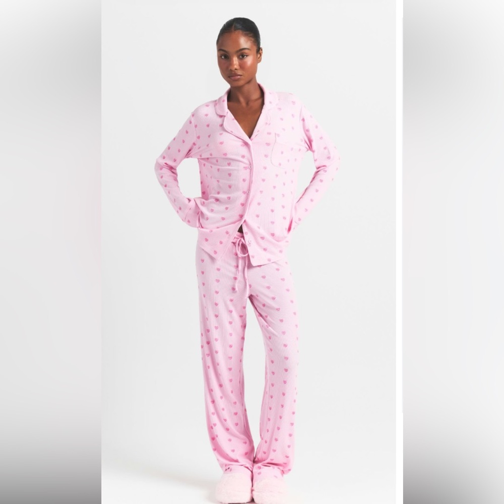 SKIMS Valentines Sweethearts Pajama Set
